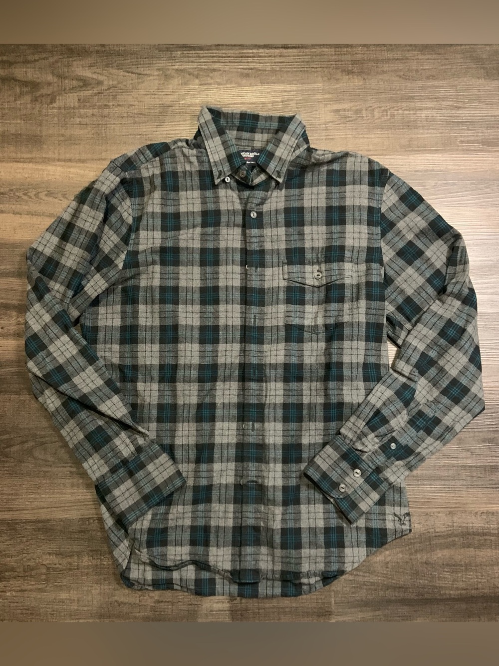 American Eagle Outfitters Men's Teal and Gray Plaid Button-Down Shirt